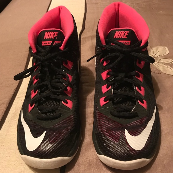 Nike Other - Nike Air Devosion Basketball shoes size 5y